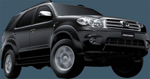  - fortuner-car-photo