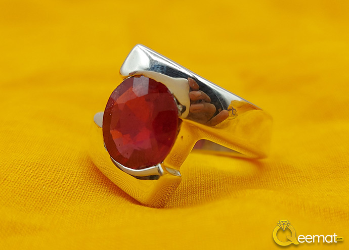 Beautiful Design Pure 925 Silver Ring With Yaqoot Stone