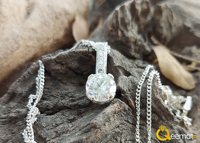 Diamond Cut Moissanite Pendant To Gift Your Wife Online Order