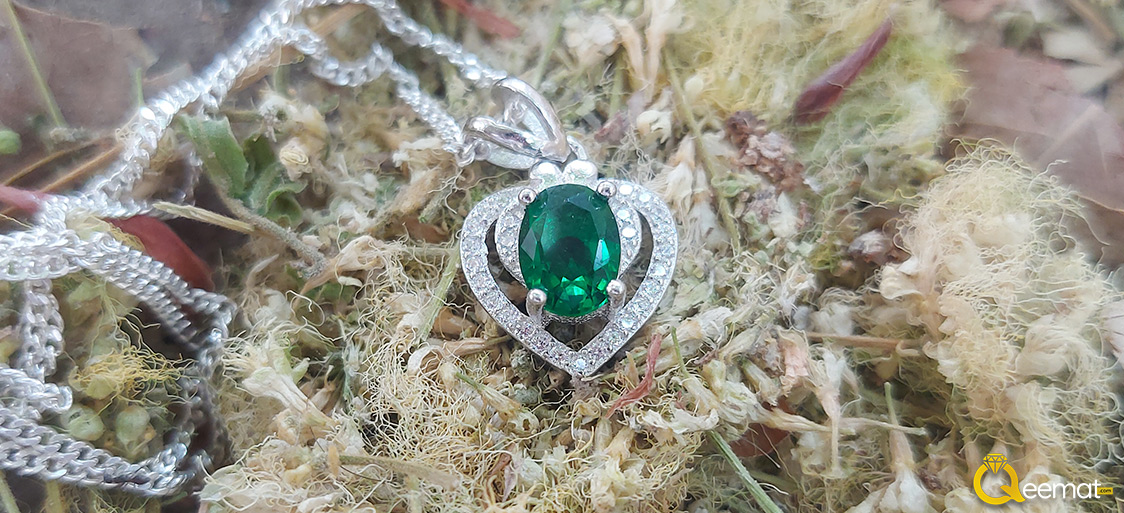 Green And White Zircon Pendant With Chain For Ladies And Mens