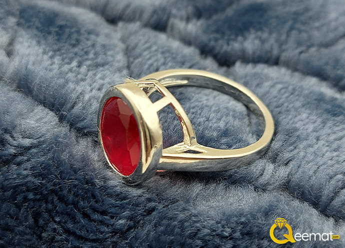 Pure Chandi Ring With Natural Yaqoot Stone For Female