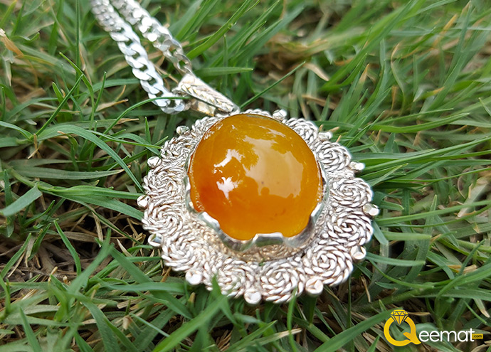 Yellow Agate Pendant With Silver Chain Online Order 1