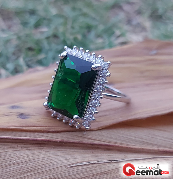 Beautiful Green Gemstone Tourmaline Silver Ring
