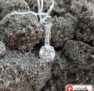 diamond-cut-moissanite-pendant-to-gift-your-wife
