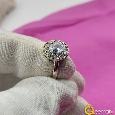 engagement-ring-with-moissanite-diamond