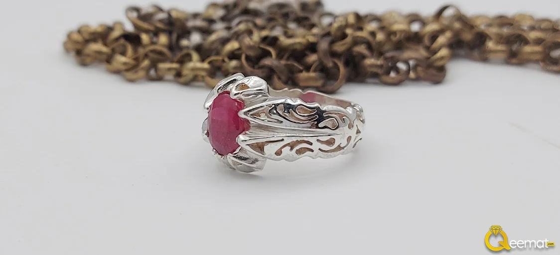 Beautiful Silver Ring With Yaqoot Stone