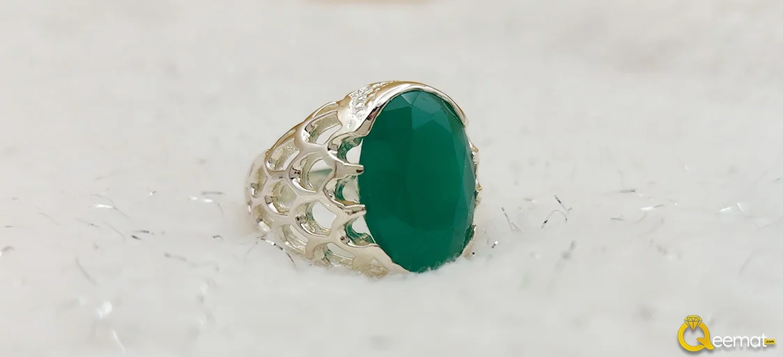 Emerald Stone Silver Made Ring Stunning Design