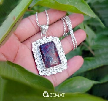 dark-red-gemstone-square-shape-necklace.jpg