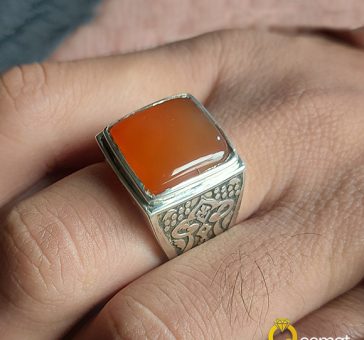 square-head-agate-ring-of-silver