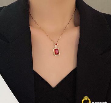unique-style-pure-gold-necklace-with-ruby-for-women